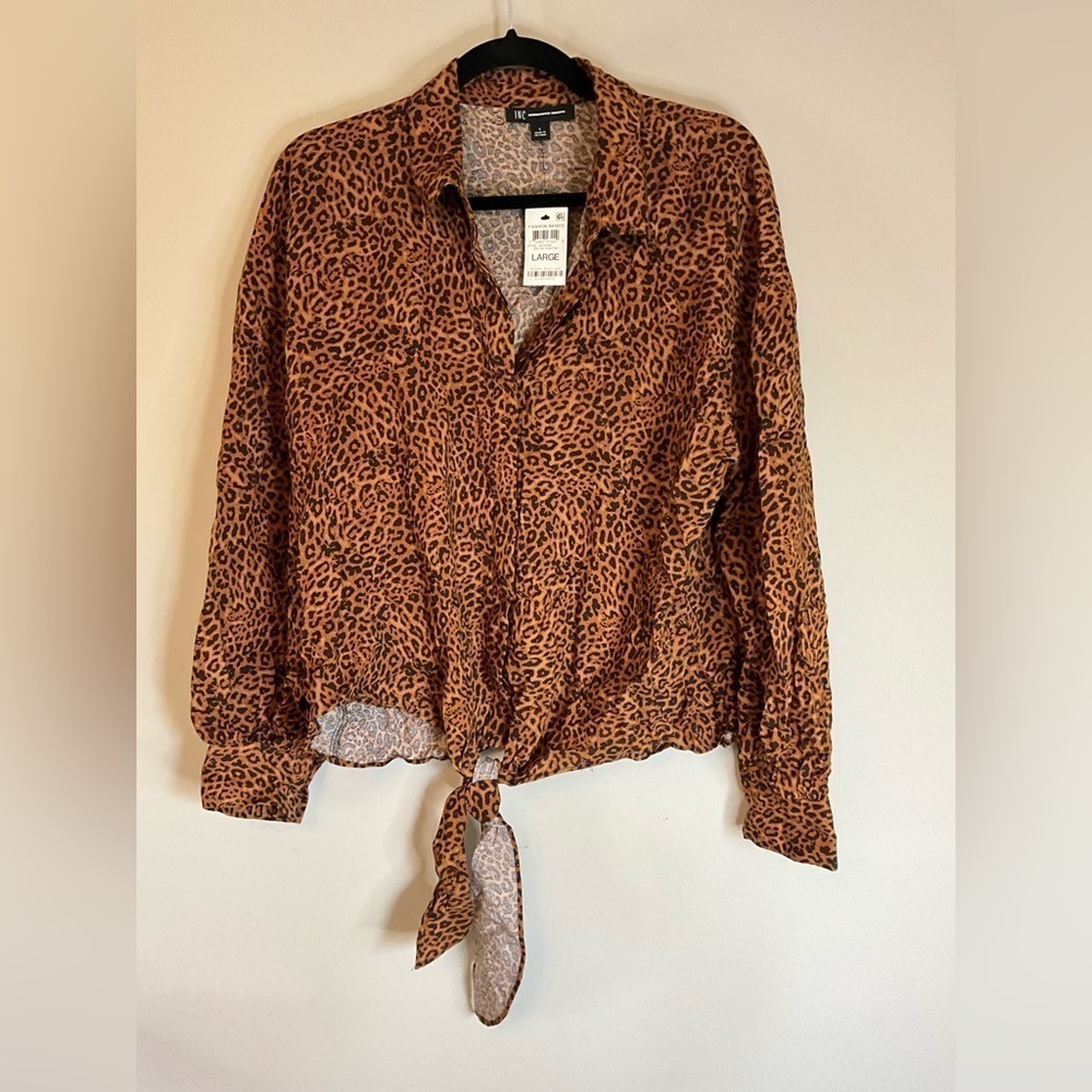 NWT INC International Concepts Printed Tie-Hem Shirt in ChiChiCheeta Large